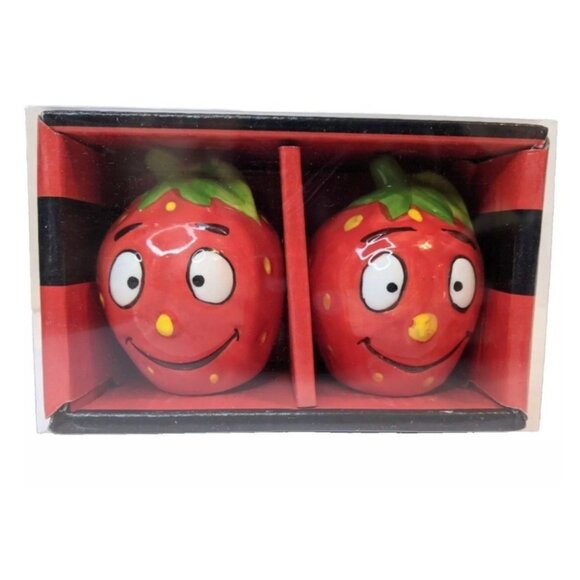 Vintage Collection Berries Ceramic Salt Pepper Shakers Hand Painted Grant Howard - Picture 9 of 10